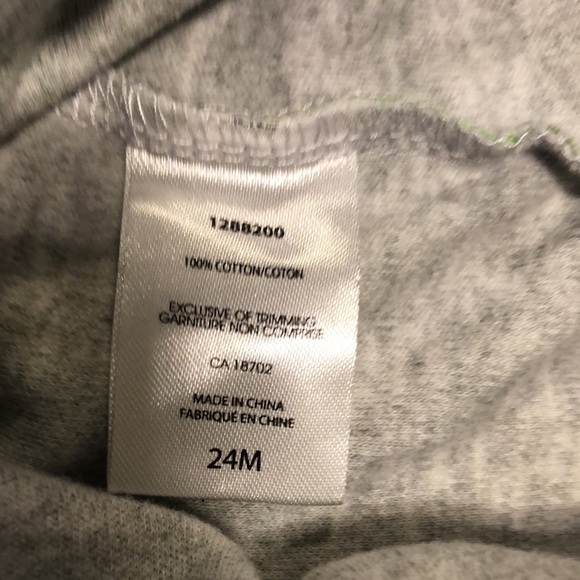 👀4/$25 Size 24 month 2 T Camo onesie and Black Mess Maker Tshirt - Picture 8 of 8